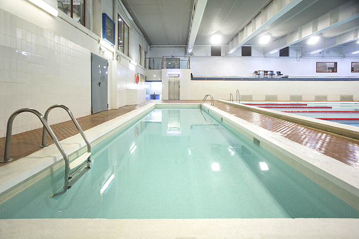 Piscina nadons